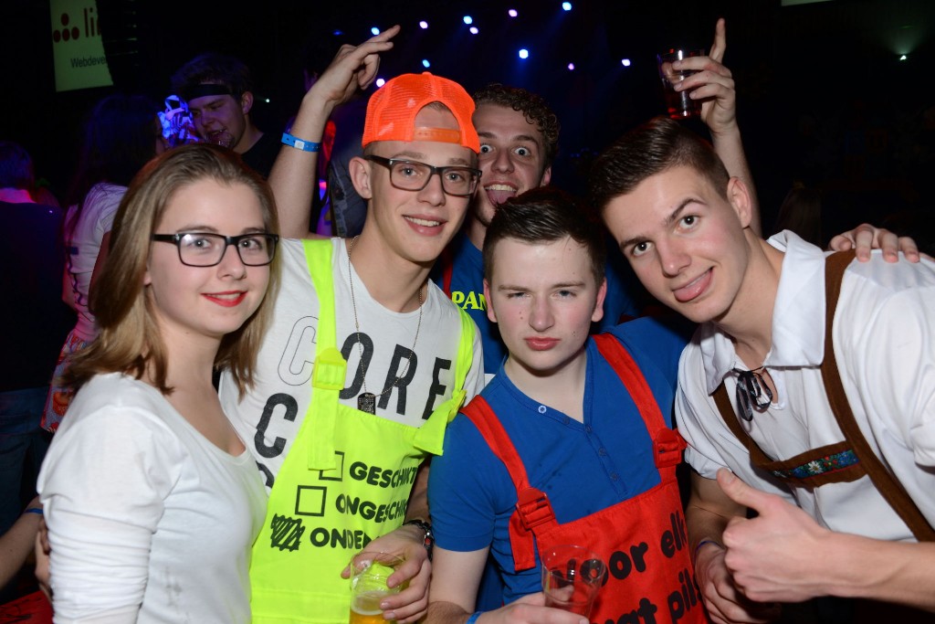 ../Images/Jubileum feest 5x11 403.jpg